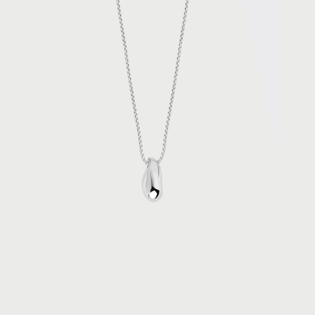 Perto MinI  Necklace in Silver