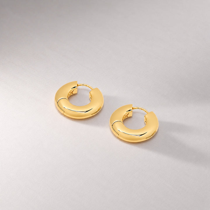 Sirso Maxi Chubby Hoop Earrings in Gold