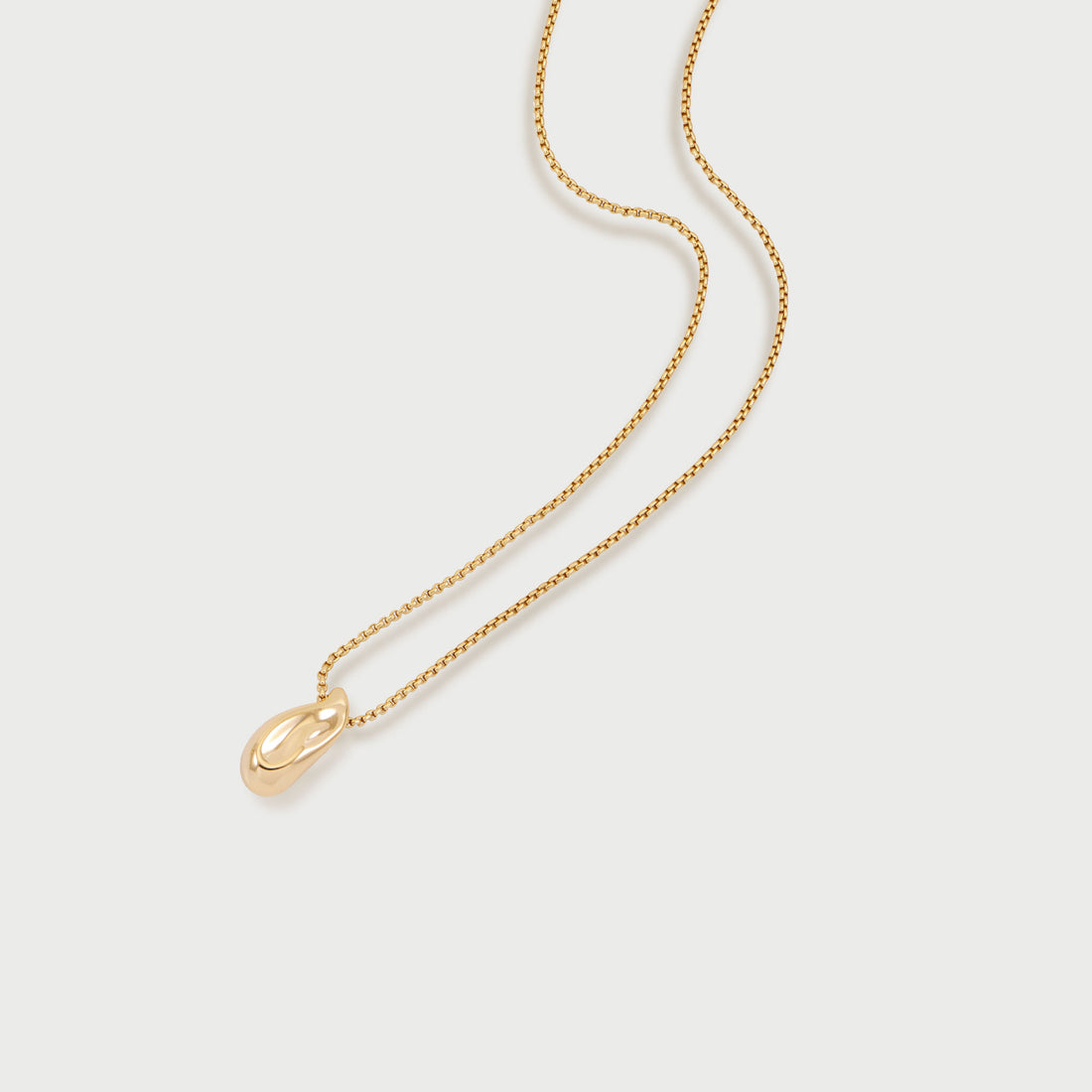 Perto Mini Pendant Necklace in Gold