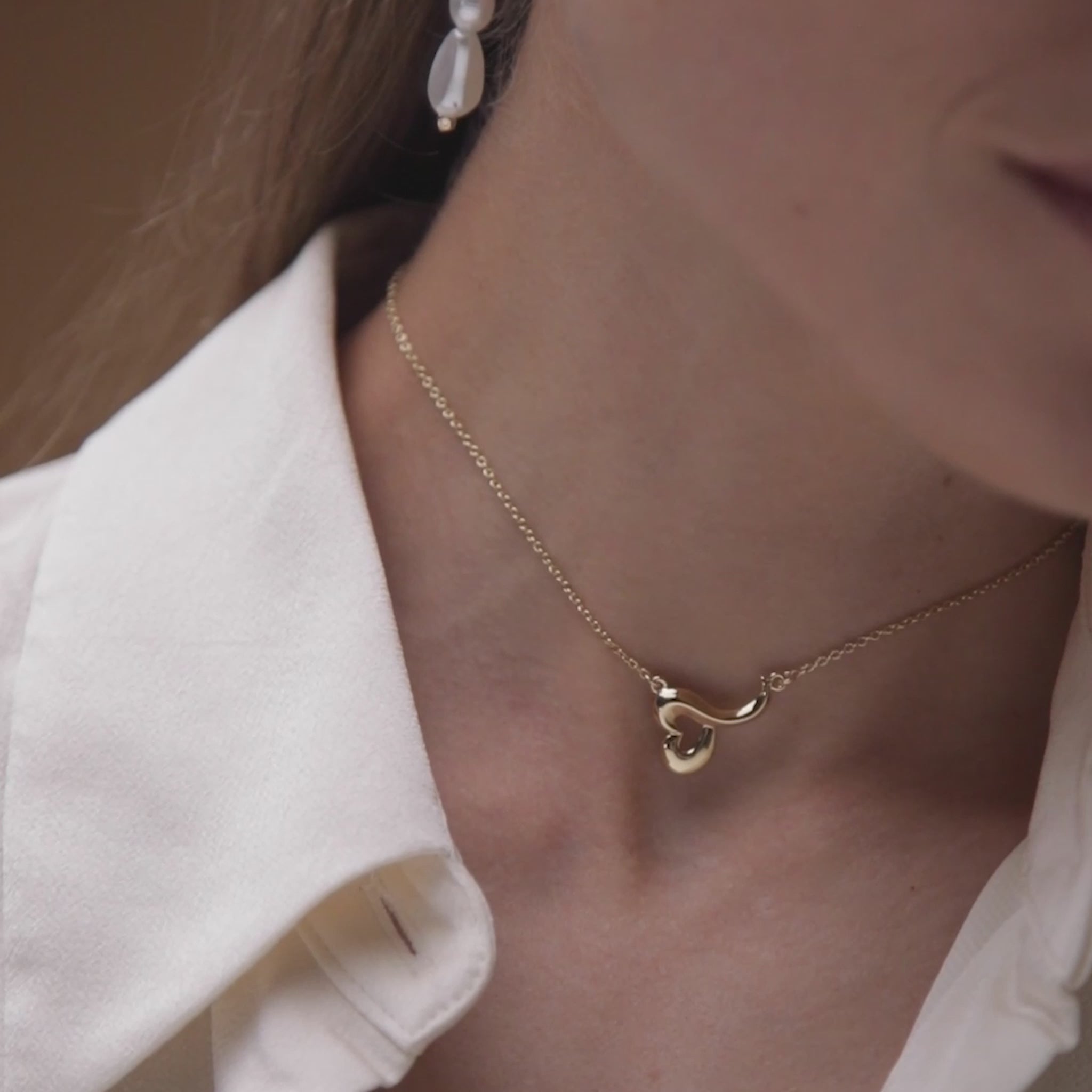 Love Heart Short Necklace in Gold