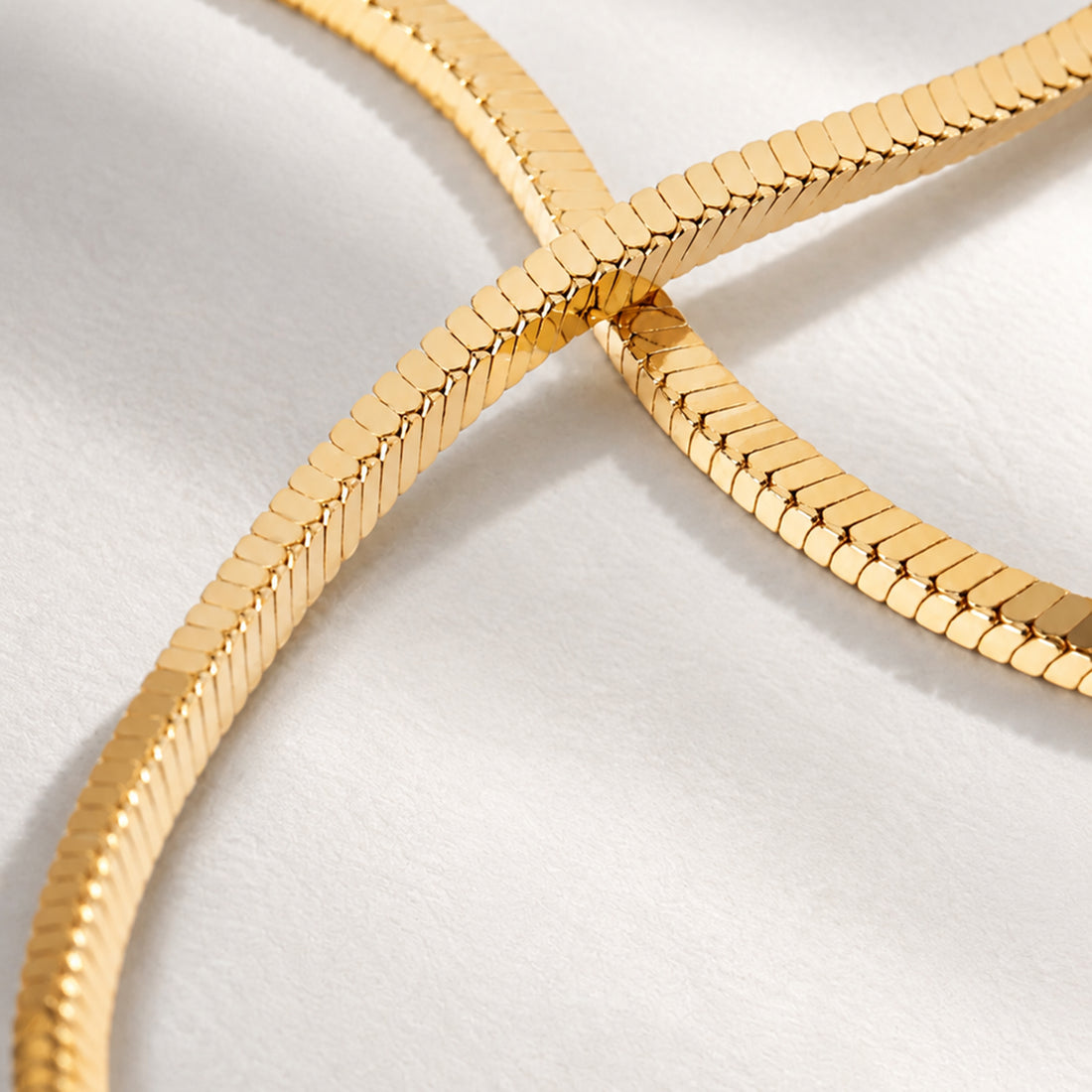 Montana Grande Snake Chain Necklace in Gold
