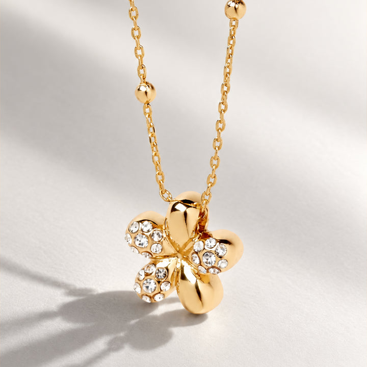 Malo Necklace in Gold